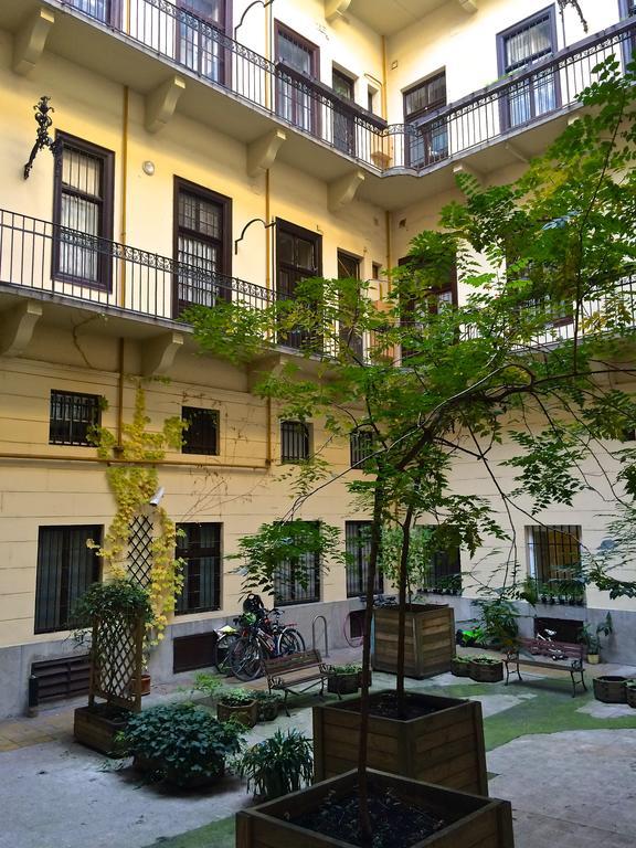 Hello Downtown Apartment - Eiffel Budapest Chambre photo